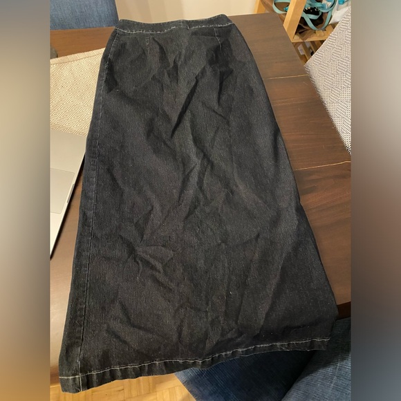 Classic Blue jean Pencil Skirt - Picture 4 of 6